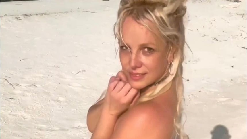 Britney Spears Bares Her Peach on a Beach After Book Release