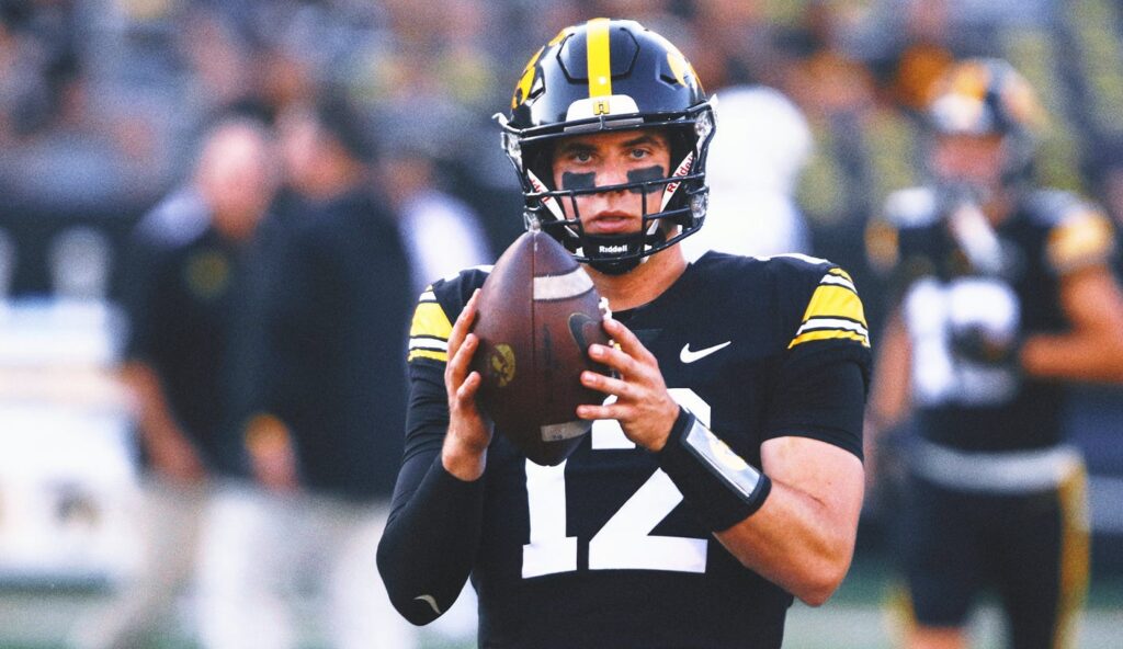 Iowa QB Cade McNamara announces intention to return to Hawkeyes in 2024