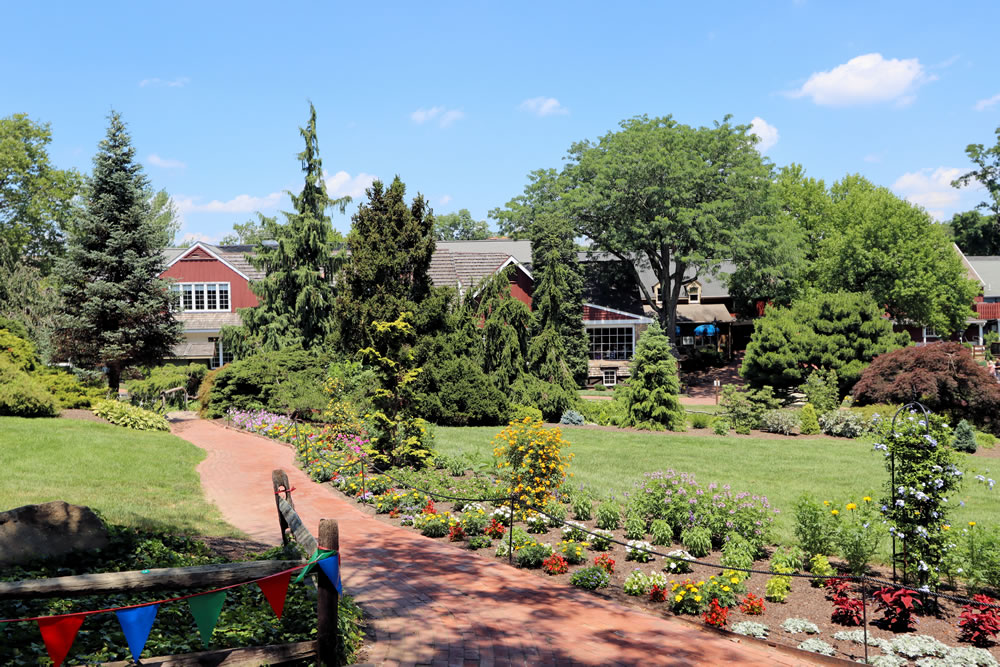 Summer Fun, Food, and Shopping at Peddler’s Village