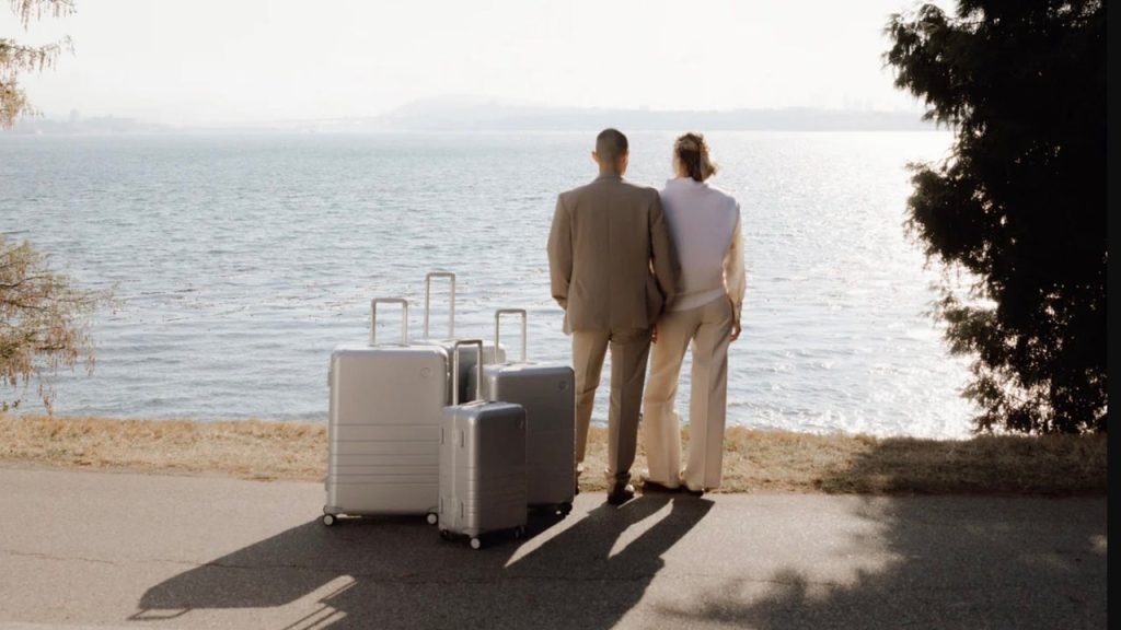 The Monos Labor Day Sale Starts Now: Save Up to 25% on Top-Rated Suitcases, Totes and Travel Gear